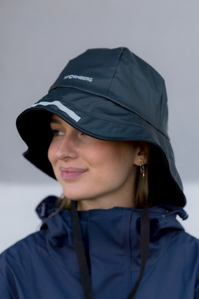 Lofoten sydvest Jet Black - 1
