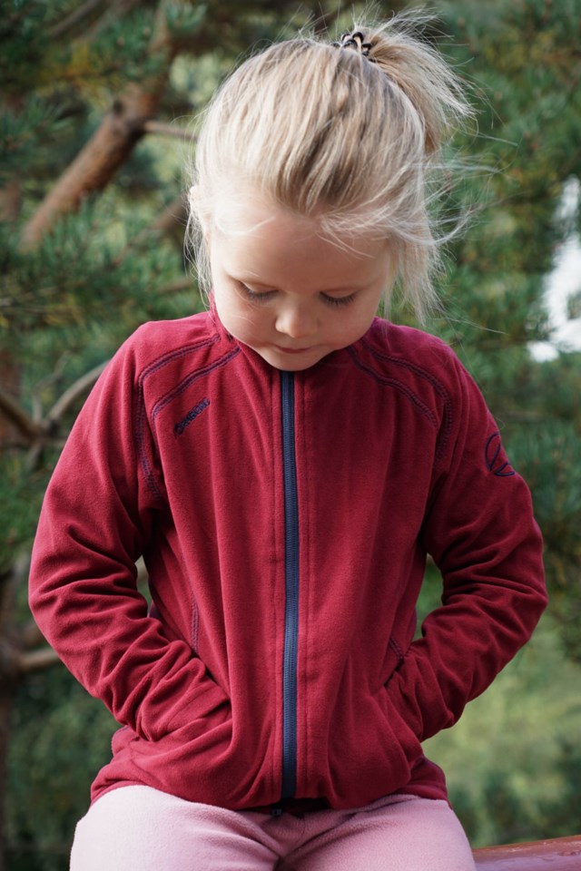 Vigør resirkulert fleecejakke barn 1-7 Red Barn - 1