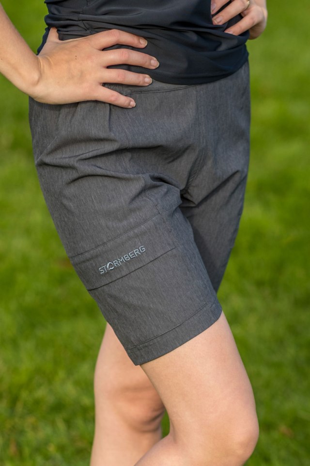 Jostedal turshorts Ebony Grey/Black - 1