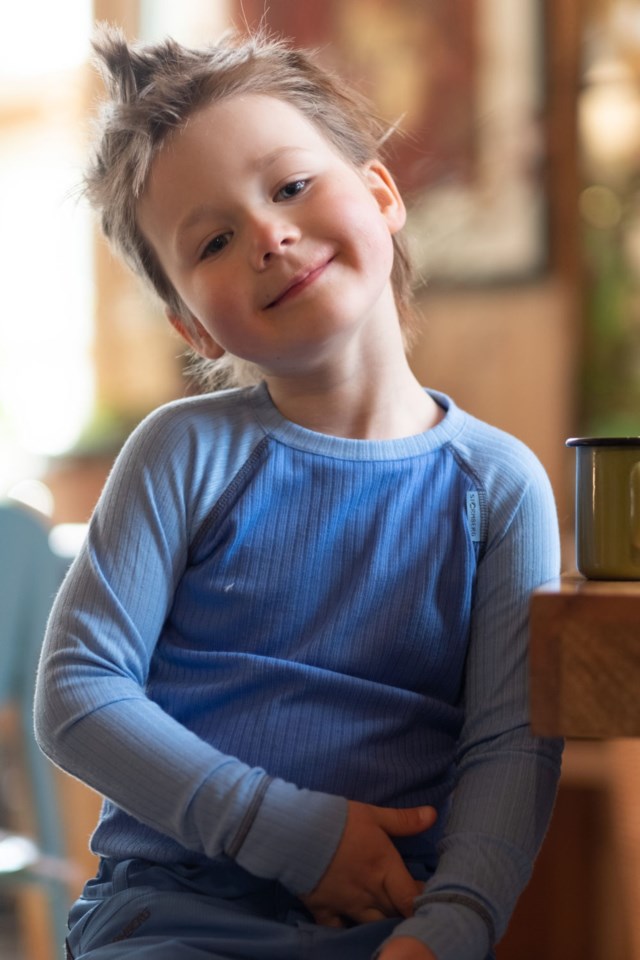 Lindland resirkulert trøye barn 1-7 Blue Barn - 1