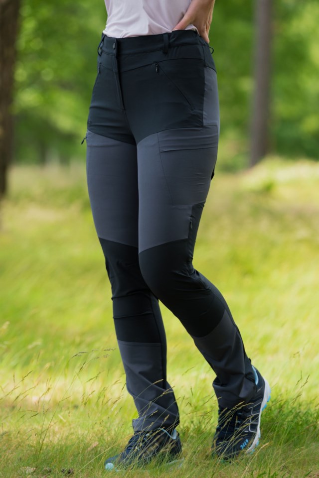 Fjellblikk resirkulert turbukse Black|Grey Dame - 1