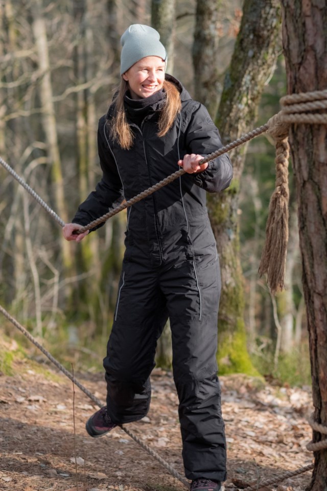 Ute resirkulert vinterdress Jet Black - 1
