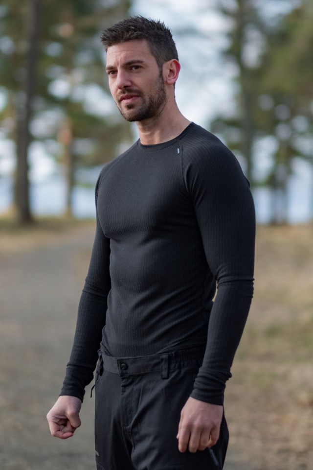 Skog resirkulert trøye Black Herre - 1