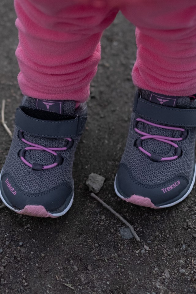 Treksta Clip GoreTex sneaker barn Ebony Grey/ Super Pink - 1