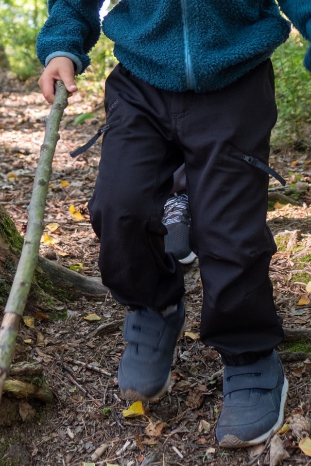 Hovedalmarka turbukse barn 1-7 Black Barn - 1