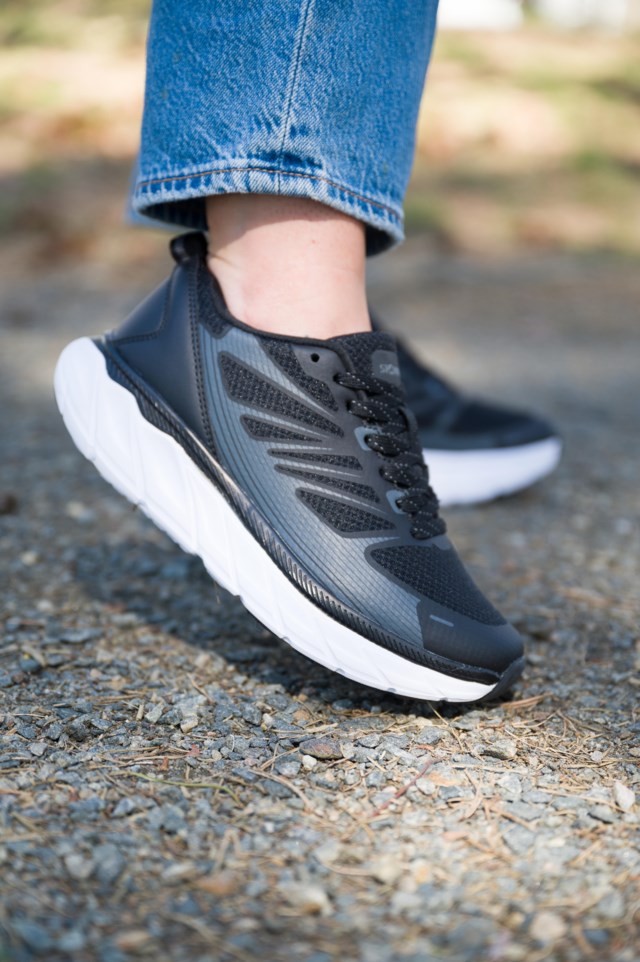 Disen joggesko Black Dame - 1