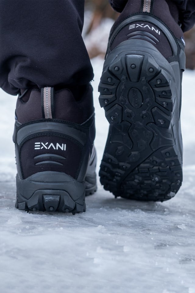 Svartisen mid vanntett piggsko Black Dame - 1