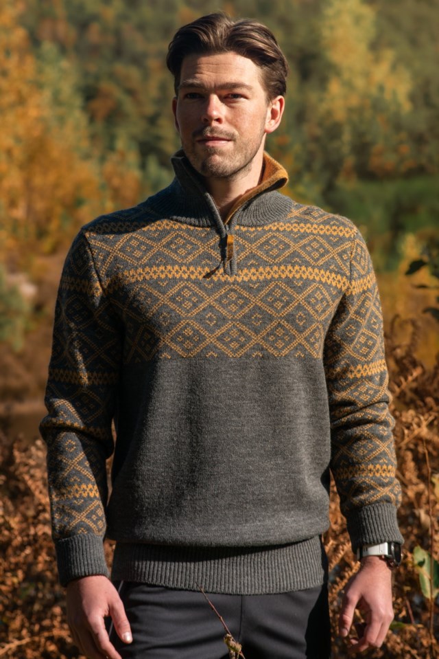 Norddalen Half Zip ullgenser Ebony / Mustard Gold - 1