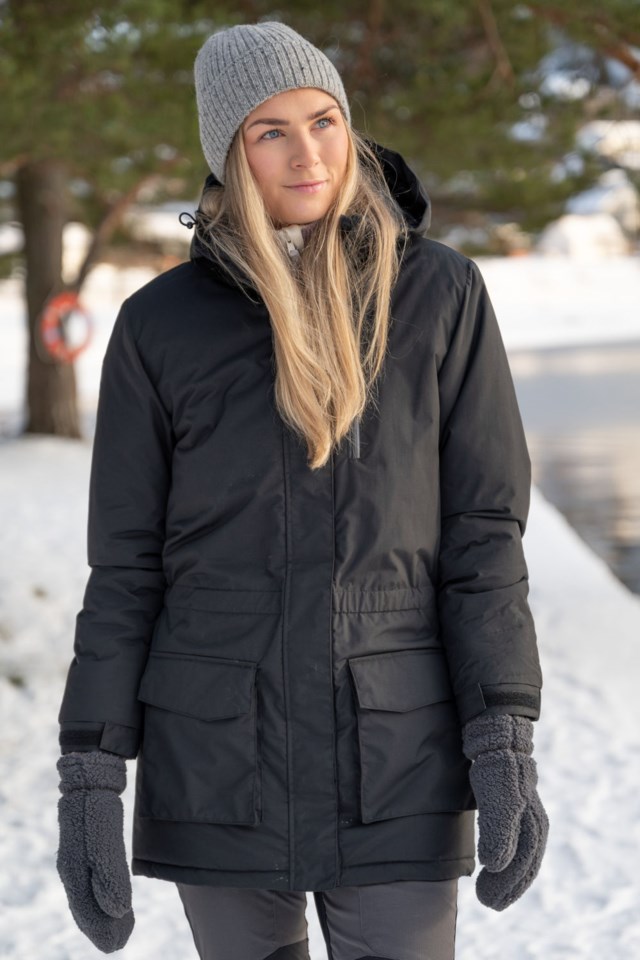 Nordlys resirkulert vattert parkas Black Dame - 1
