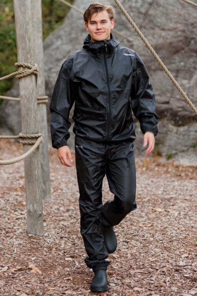 Vestfossen lettvekts regnjakke Black Unisex - 1