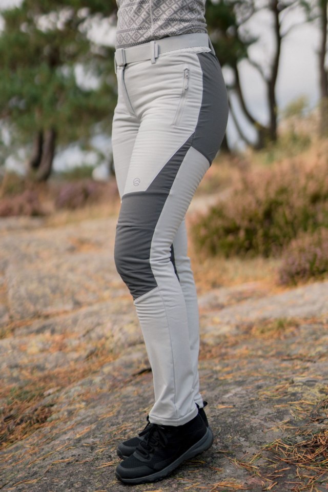 Vehusknausen isolert turbukse Grey Dame - 1