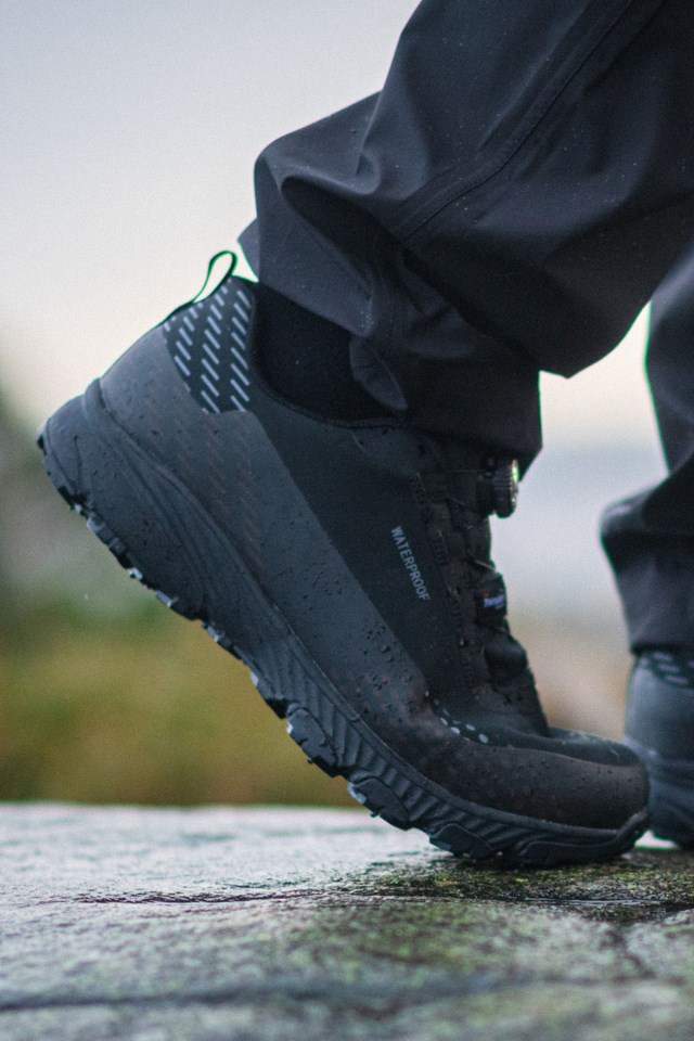 Galde vanntett piggsko m/hurtiglås Black Dame - 1