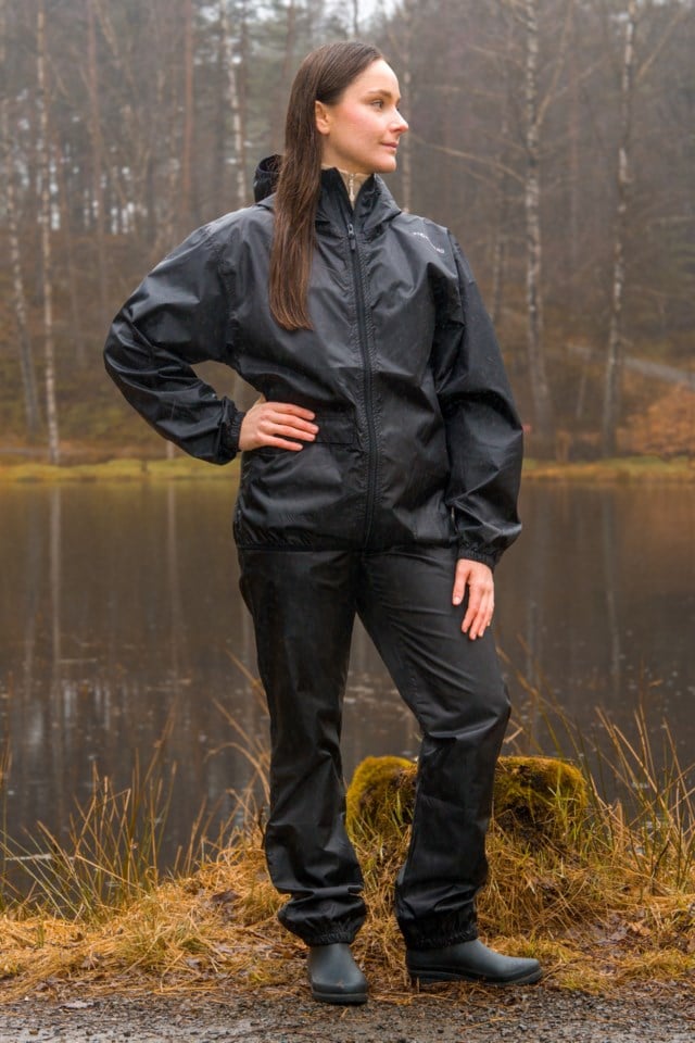 Vestfossen lettvekts regnjakke Jet Black - 1