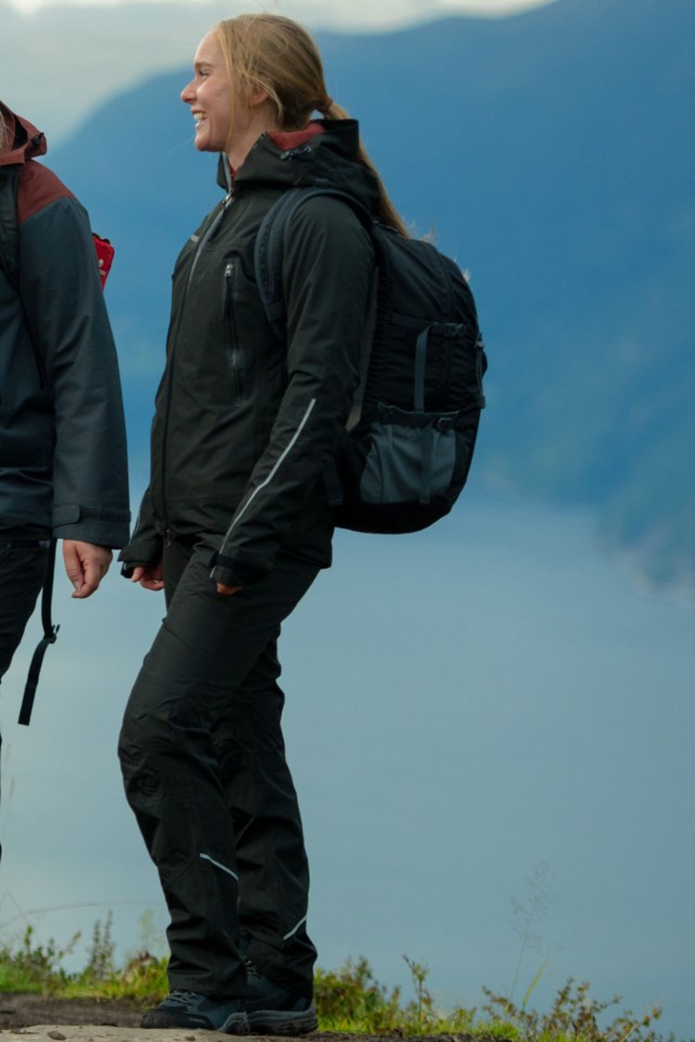 Holfossen resirkulert skallbukse m/ korte ben Jet Black - 1