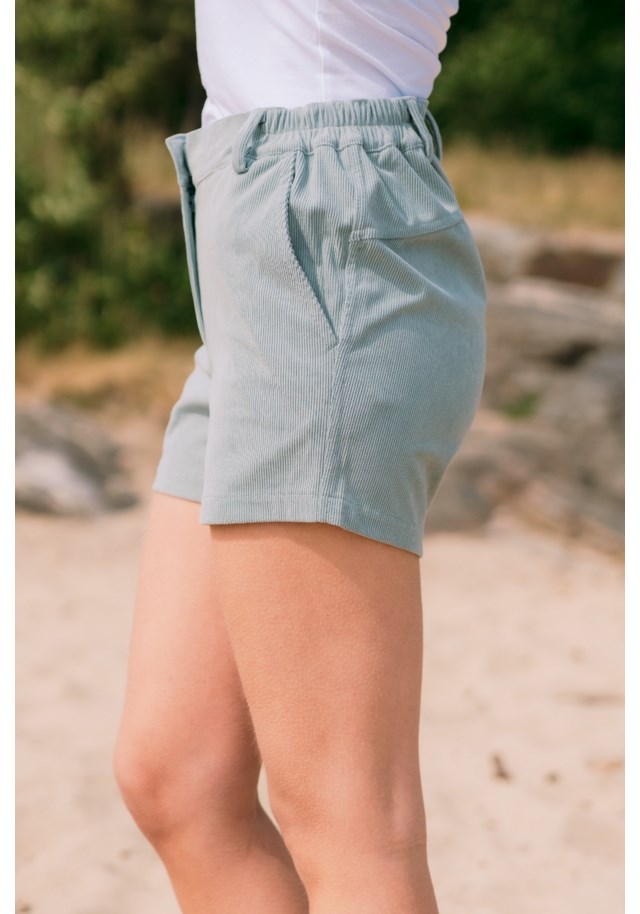 Havsand cord slim kort shorts