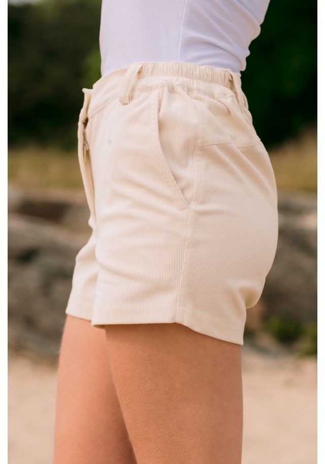 Havsand cord slim kort shorts