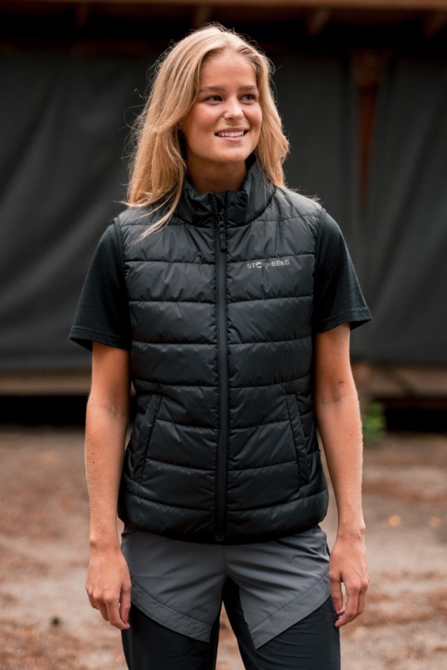 Strimberg vattert vest Jet Black - 1