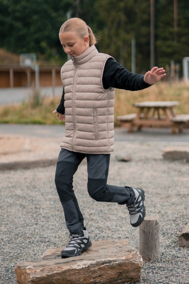 Folgelia vest barn 8-14 Beige Barn - 1