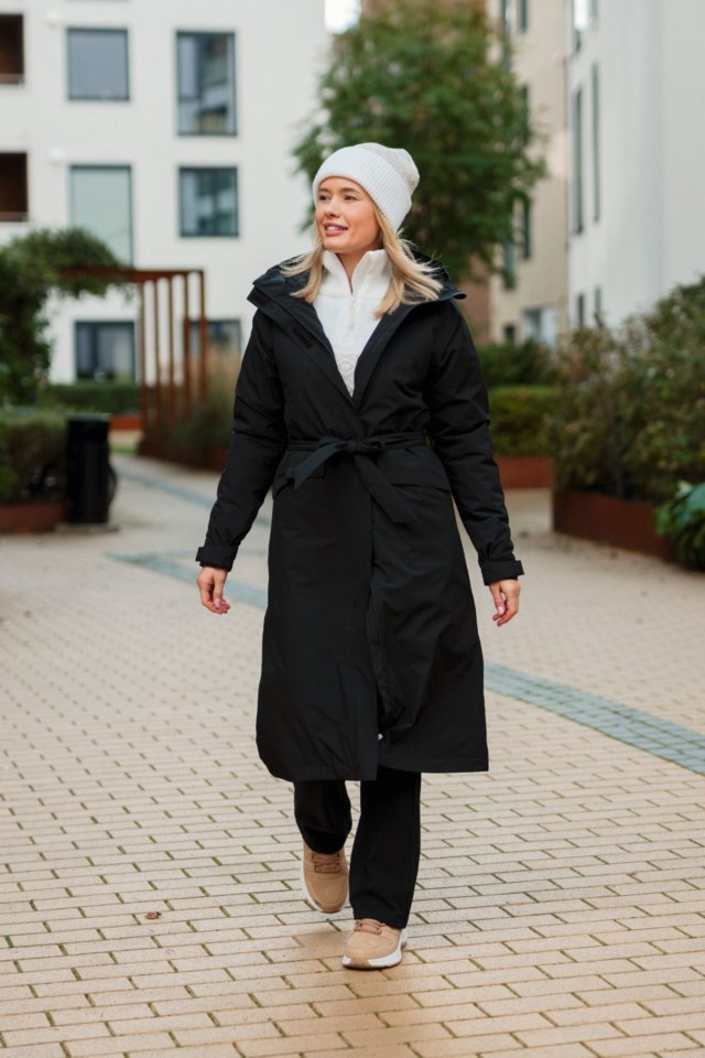 Svolvær lang vattert skallparkas Black Dame - 1