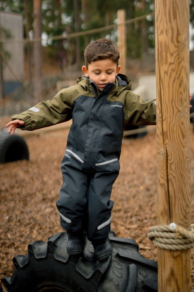 Kullen vinterdress - testvinner barn 1-7 Green Barn - 1