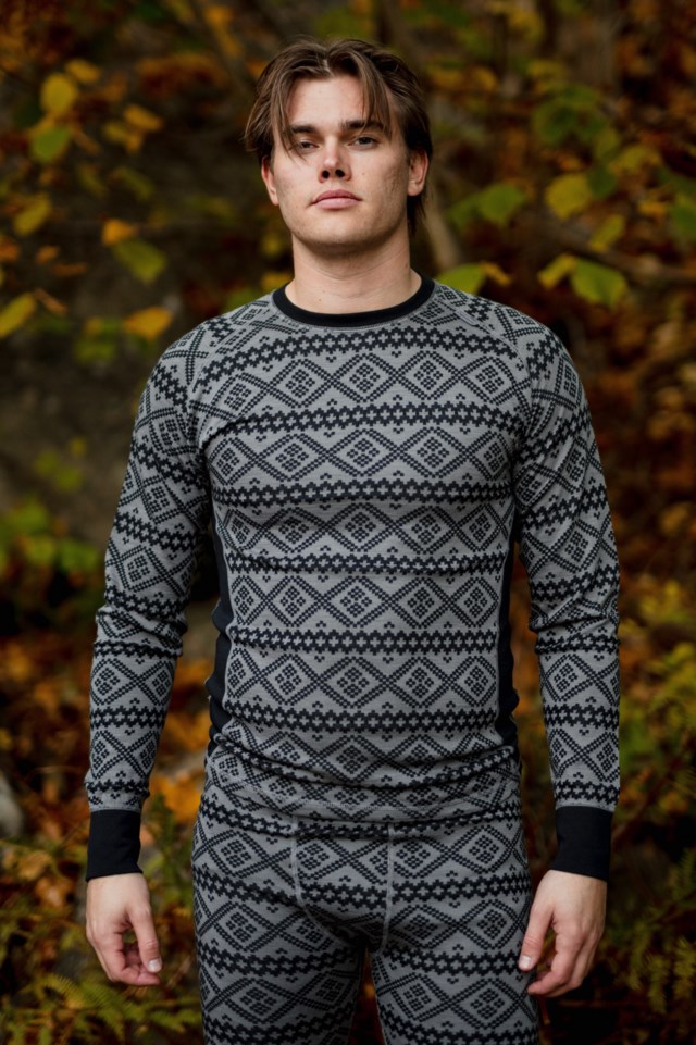 Voss 2-lags ulltrøye Black Herre - 1