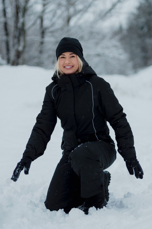 Ute resirkulert vinterdress m/korte ben Black Dame - 1