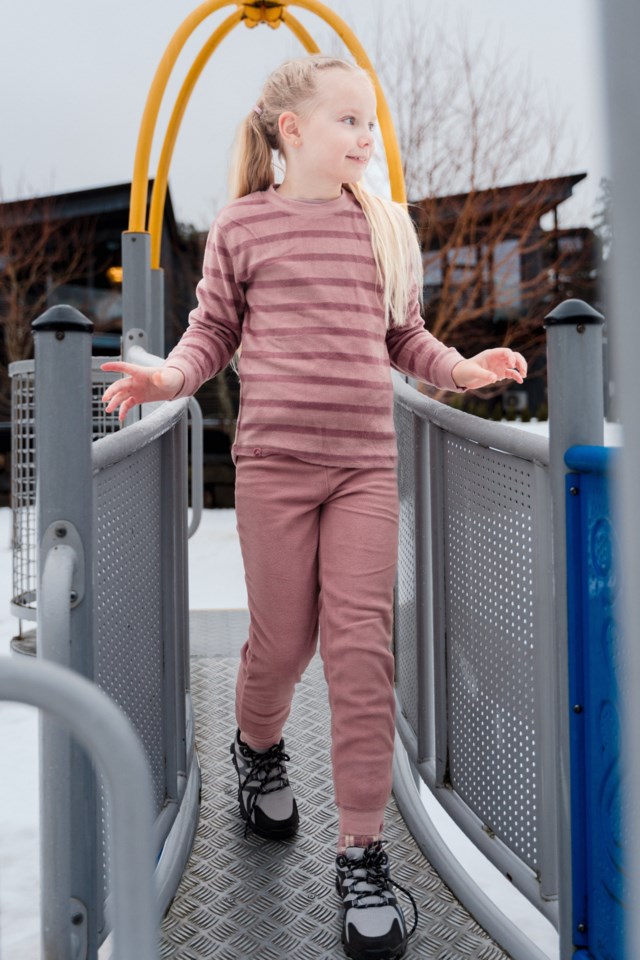 Virvle fleecegenser barn 1-7 Pink Barn - 1