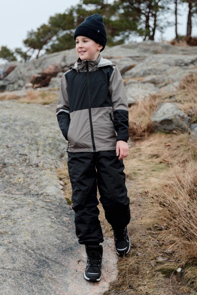 Geiranger fôret skalljakke barn 8-14 Black|Grey Barn - 1