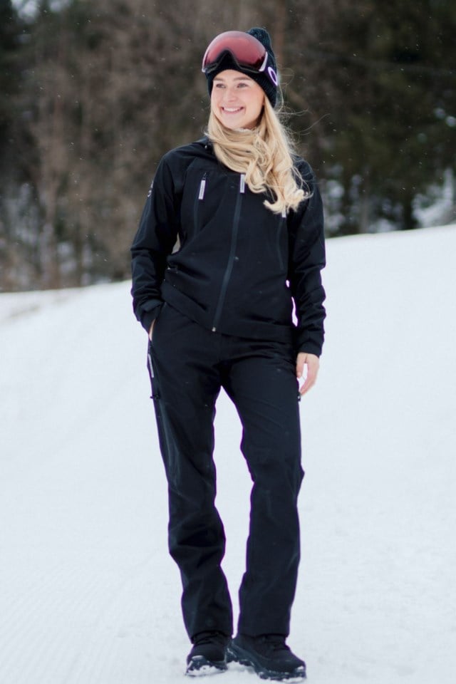 Romsdal 3-lags teknisk skallbukse m/ korte ben Black Dame - 1