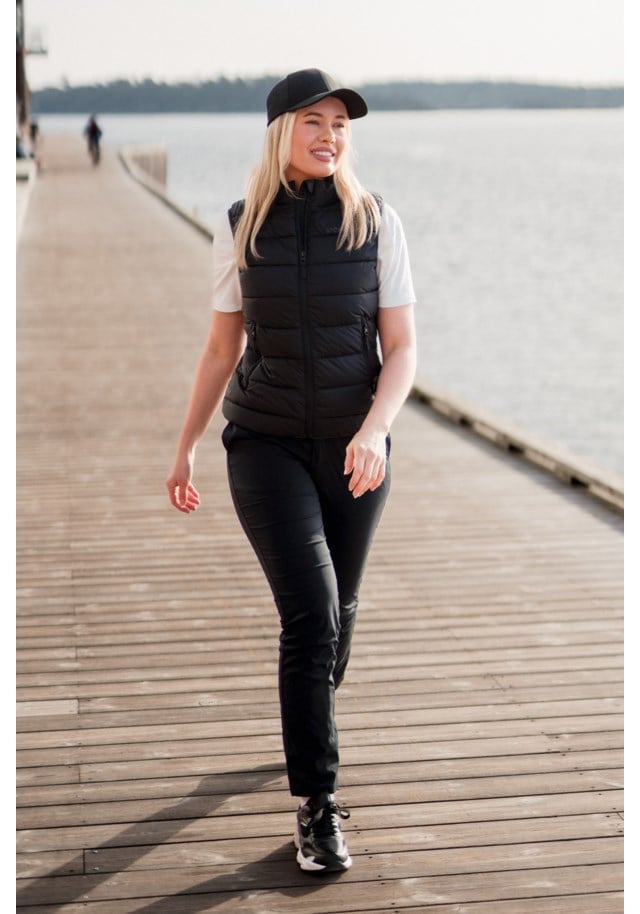 Strimfonna vattert vest