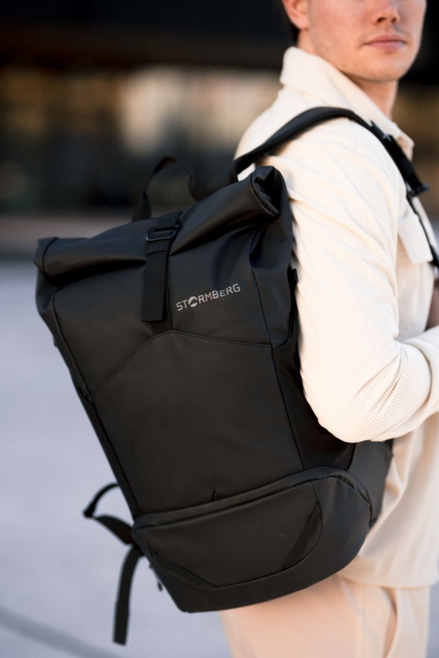 Finnkinn vanntett rolltop ryggsekk 20 L Black Turutstyr - 1