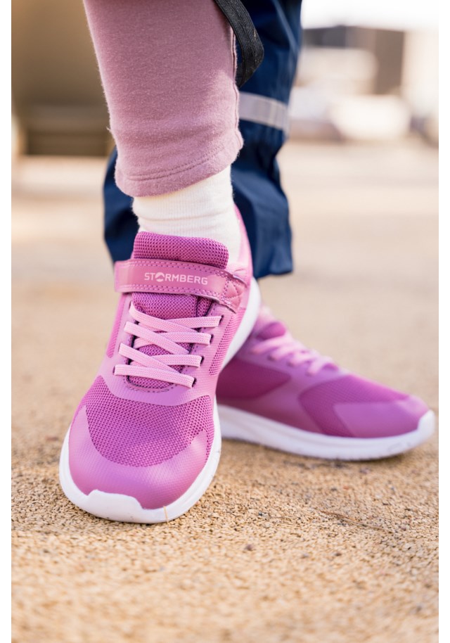 Tromlingene sneaker barn