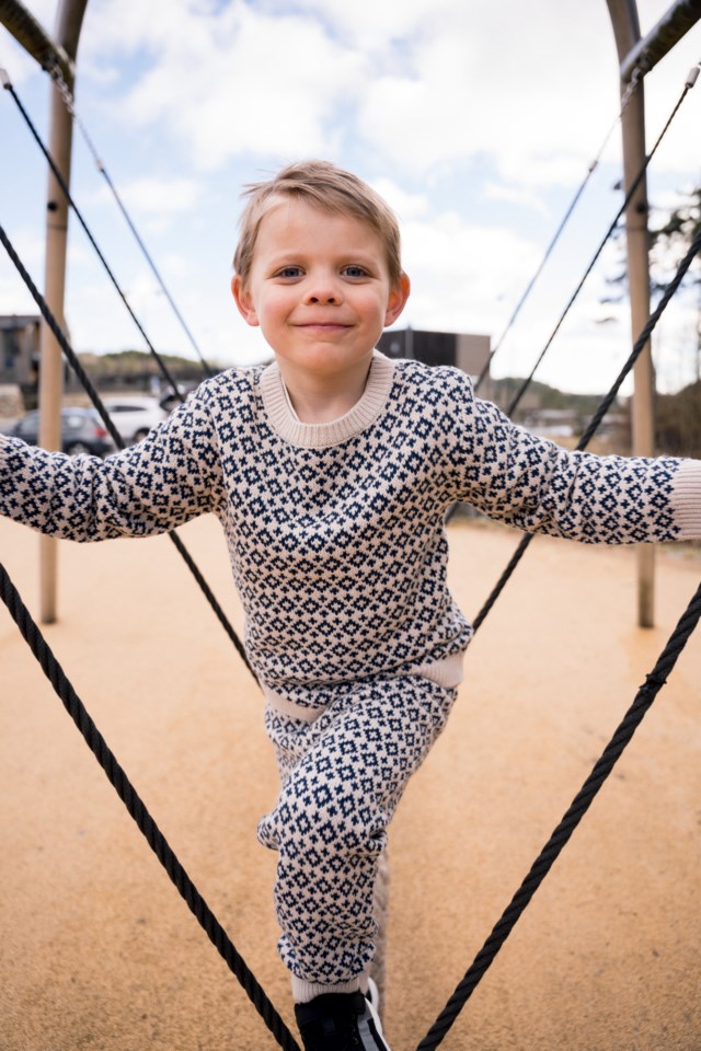 Nordstien strikkegenser barn 1-7 Beige|Blue Barn - 1