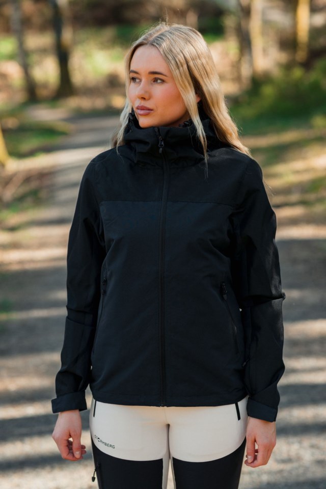Kvitfjord skalljakke Black Dame - 1