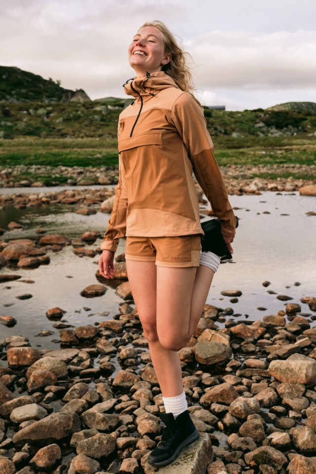 Gaustablikk kort turshorts Brown Dame - 1