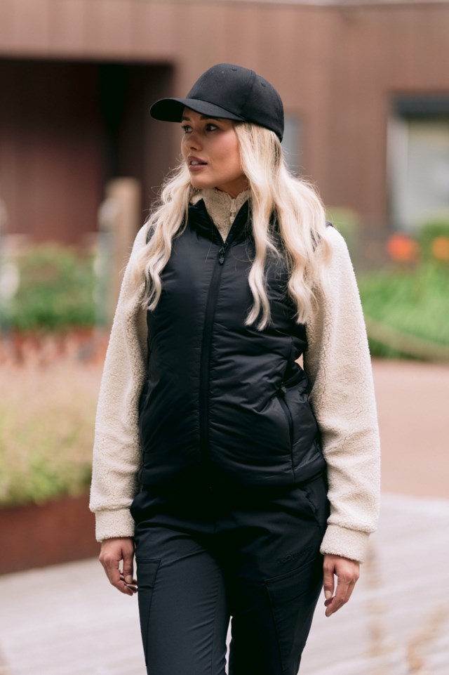 Eiganes lettvekts vest Black Dame - 1