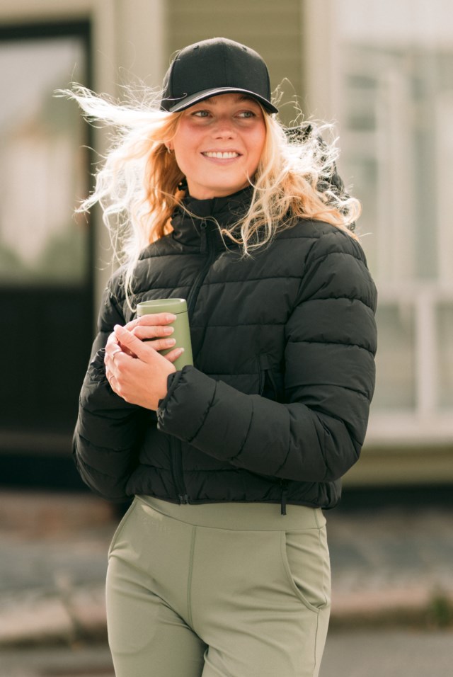 Nordtoppen kort vinterjakke Black Dame - 1