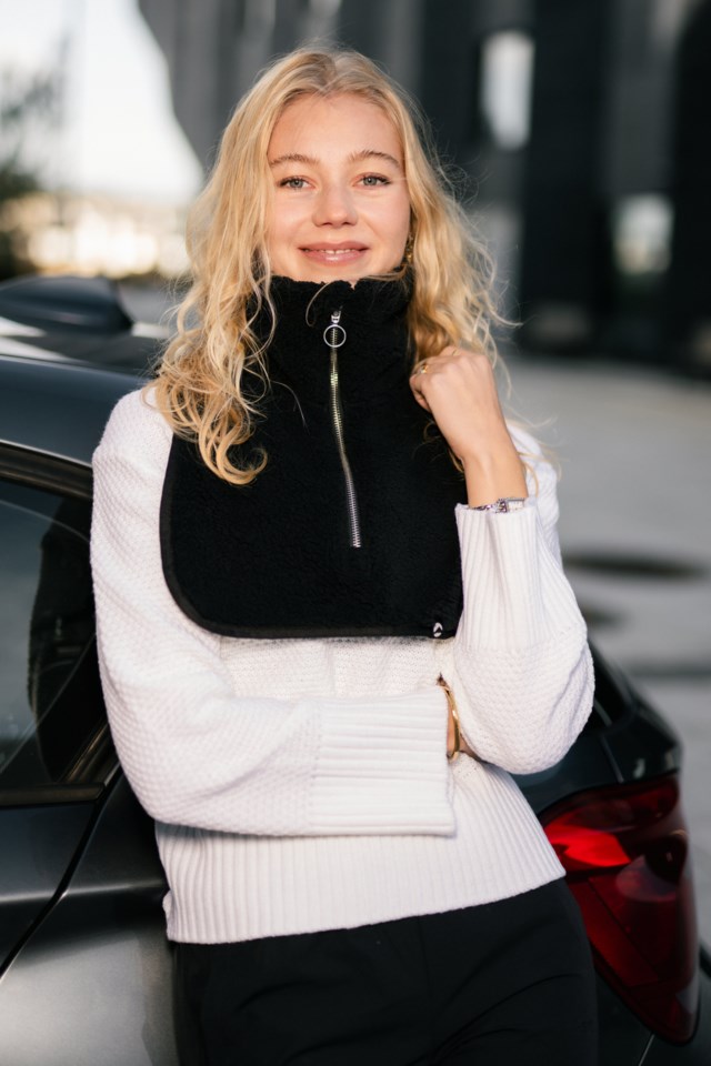 Steinrøysa hals Black Unisex - 1